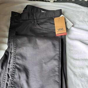 New with tags Vans Chino